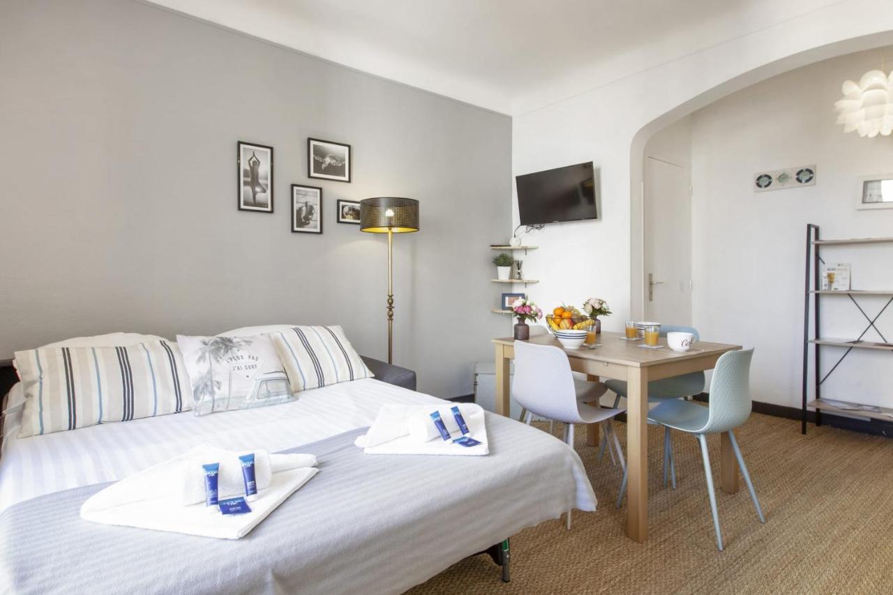 Апартаменты Charming 1Br At The Heart Of Biarritz 5 Min Walking To The Beach - Welkeys Экстерьер фото